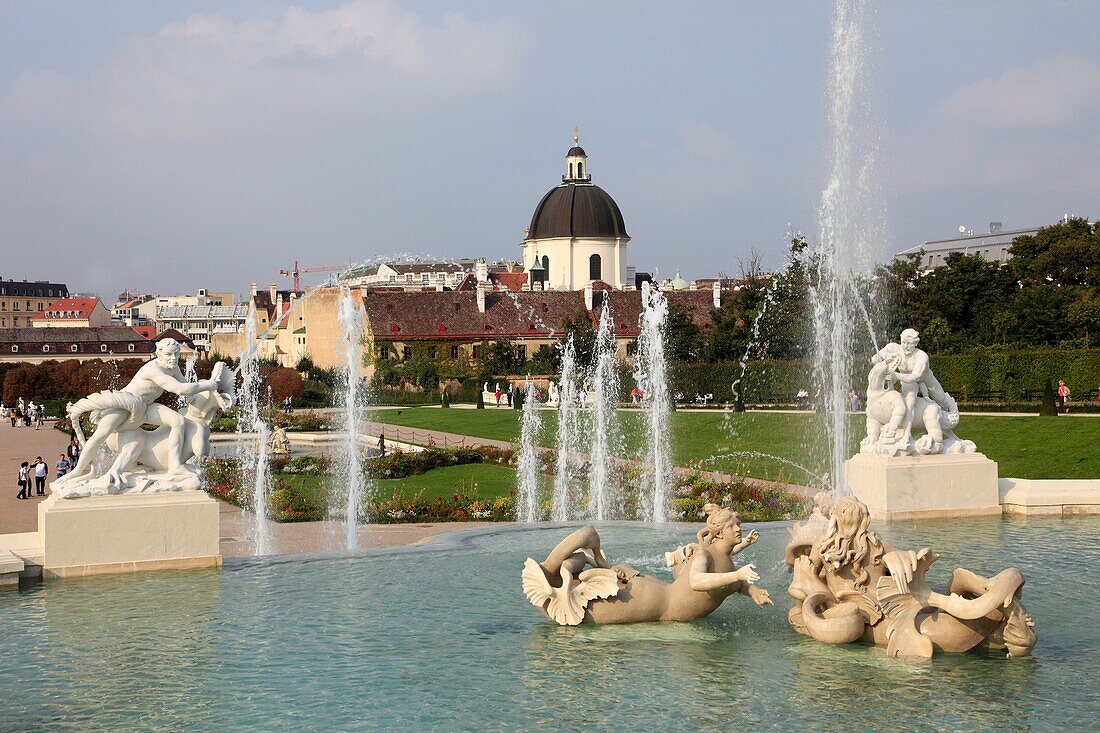 Austria, Vienna, Belvedere Garden, statues