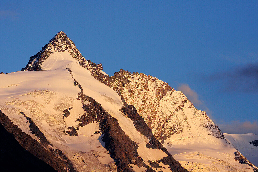 Grossglockner, Glockner mountain range, Hohe Tauern national park, Carinthia, Austria