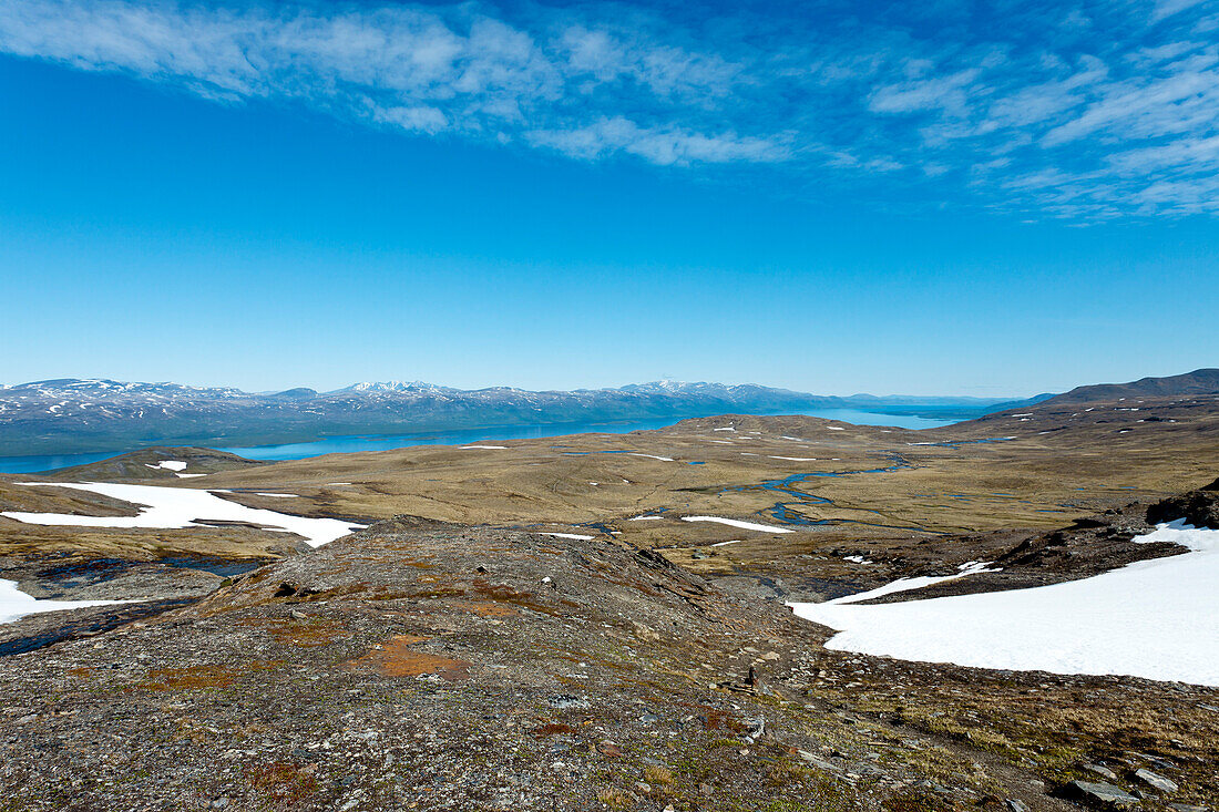 Blick auf den See Torneträsk, Lappland, Nordschweden, Schweden