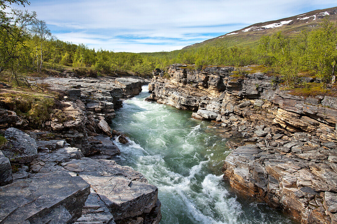 Fluß Abiskojåkka, Abisko Nationalpark, Lappland, Nordschweden, Schweden