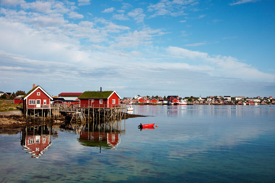 Rorbuer Fischerhaus, Reine, Moskenesøya, Lofoten, Nordnorwegen, Norwegen