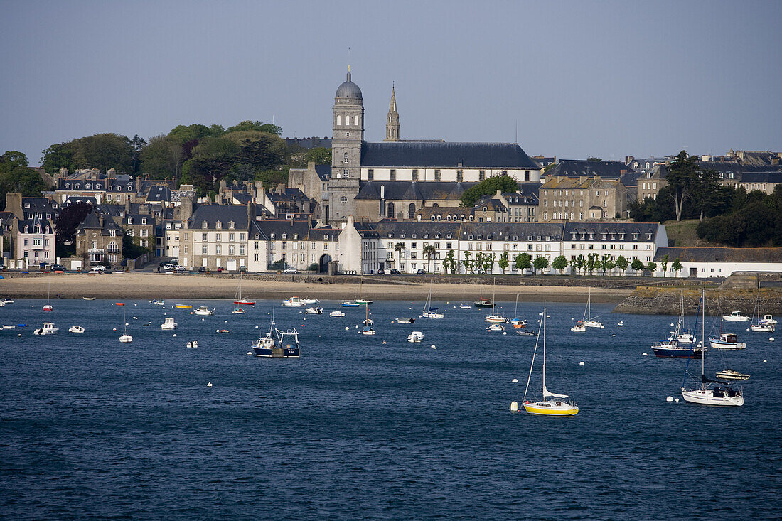 Sailing boats at harbour and town, St. Malo, Brittany, France, Europe