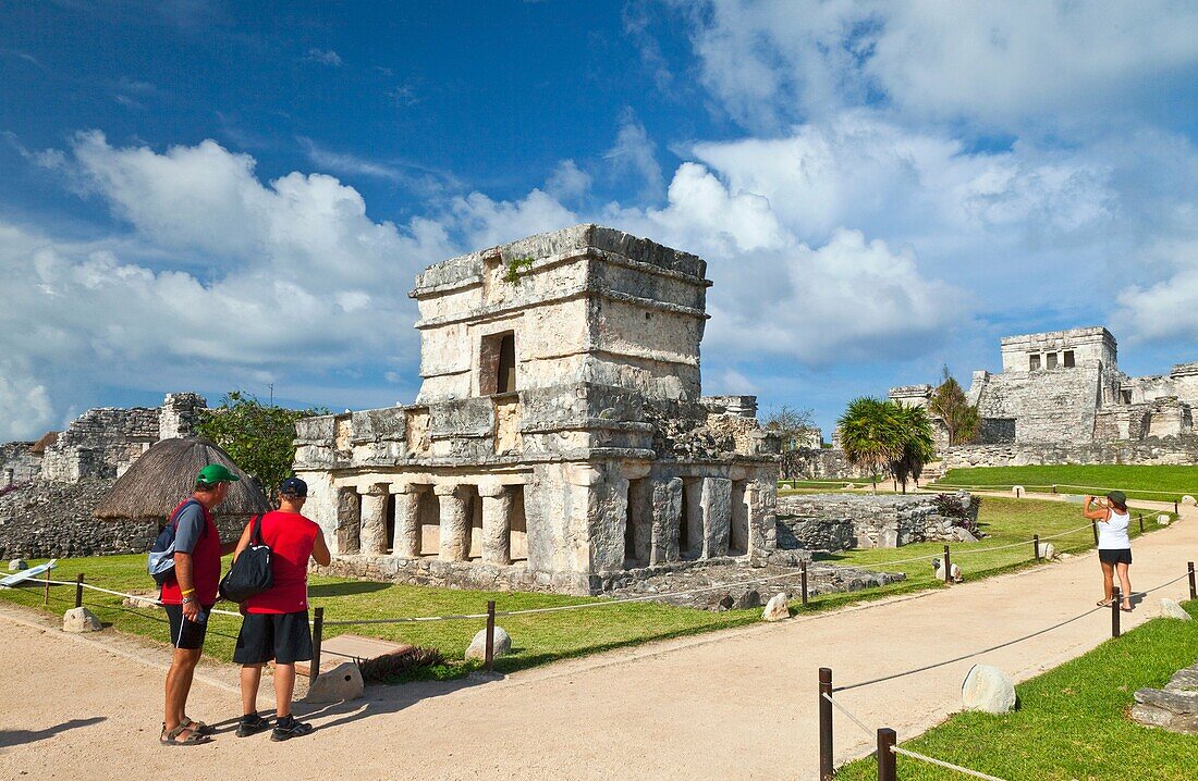 Yacimiento Arqueológico Maya de Tulum, Estado de Quintana Roo, Península de Yucatán, México, América