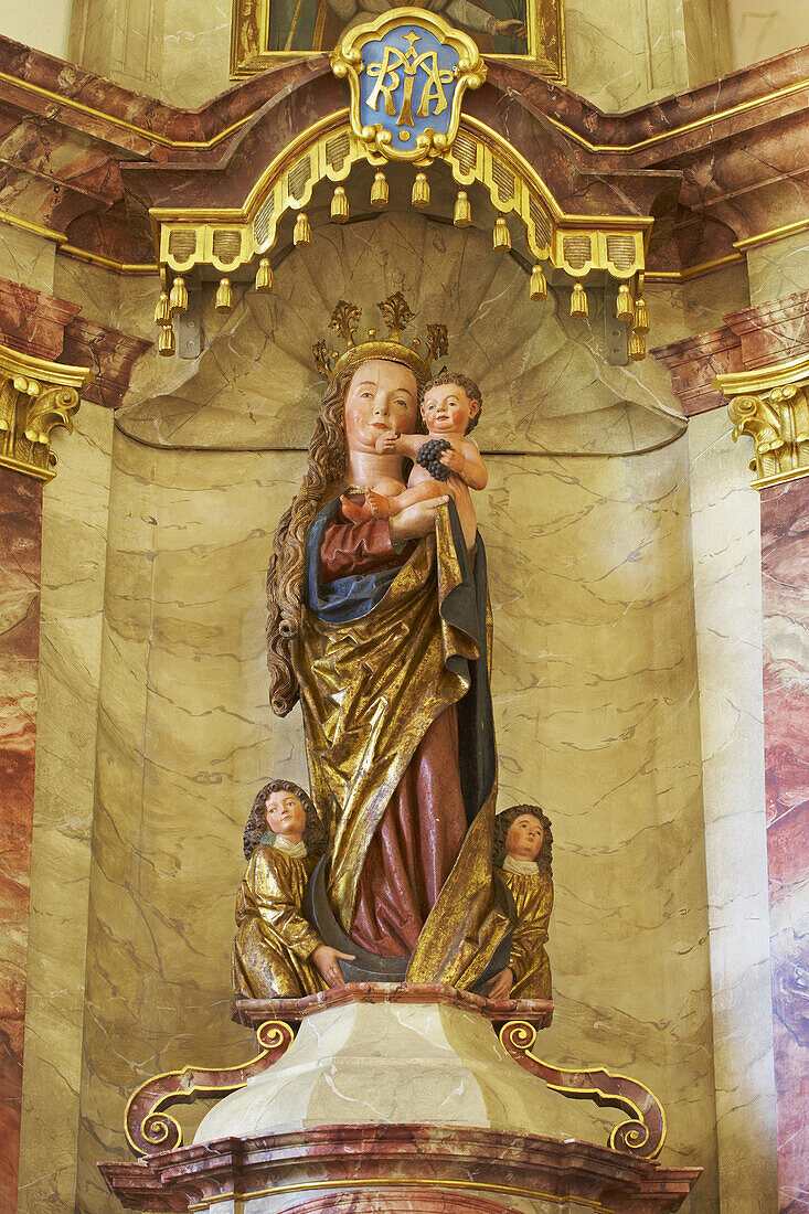 Traubenmadonna (15 c.) at St. Lambert's, Bockenheim a.d. Weinstraße, Deutsche Weinstraße, Palatinate, Rhineland-Palatinate, Germany, Europe