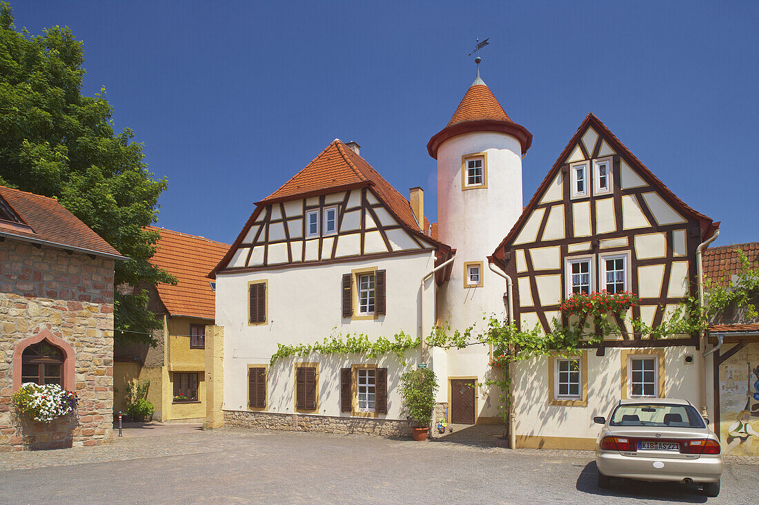 Kirchheimbolanden, Half-timbered house at place at the Grauer Turm, Old City, Nordpfalz, Rhineland-Palatinate, Germany, Europe
