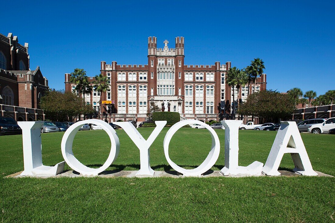 USA, Louisiana, New Orleans, Loyola University, exterior