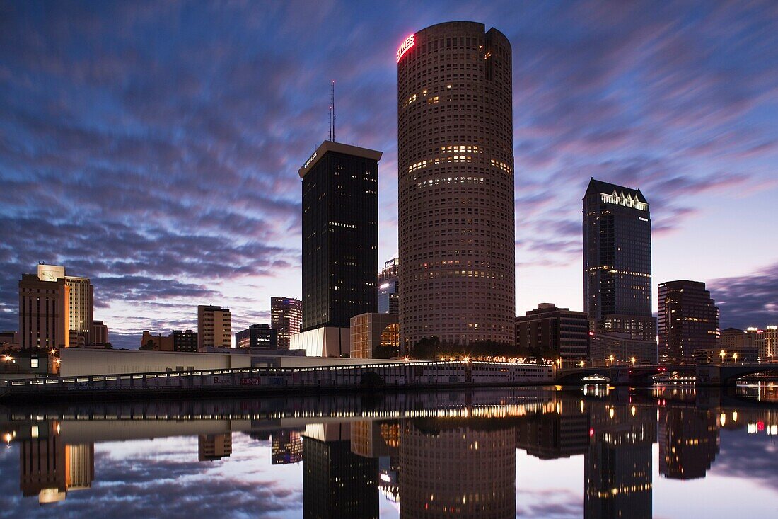 USA, Florida, Tampa, skyline from Hillsborough River, dawn