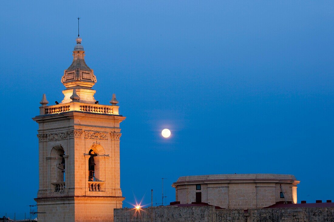Malta, Gozo Island, Victoria-Rabat, Il-Kastell fortress, tower of Cathedral of the Assumption and moonrise