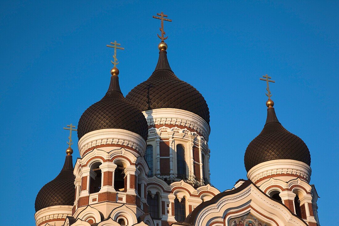 Estonia, Tallinn, Toompea area, Alexander Nevsky Russian Orthodox Cathedral, sunset