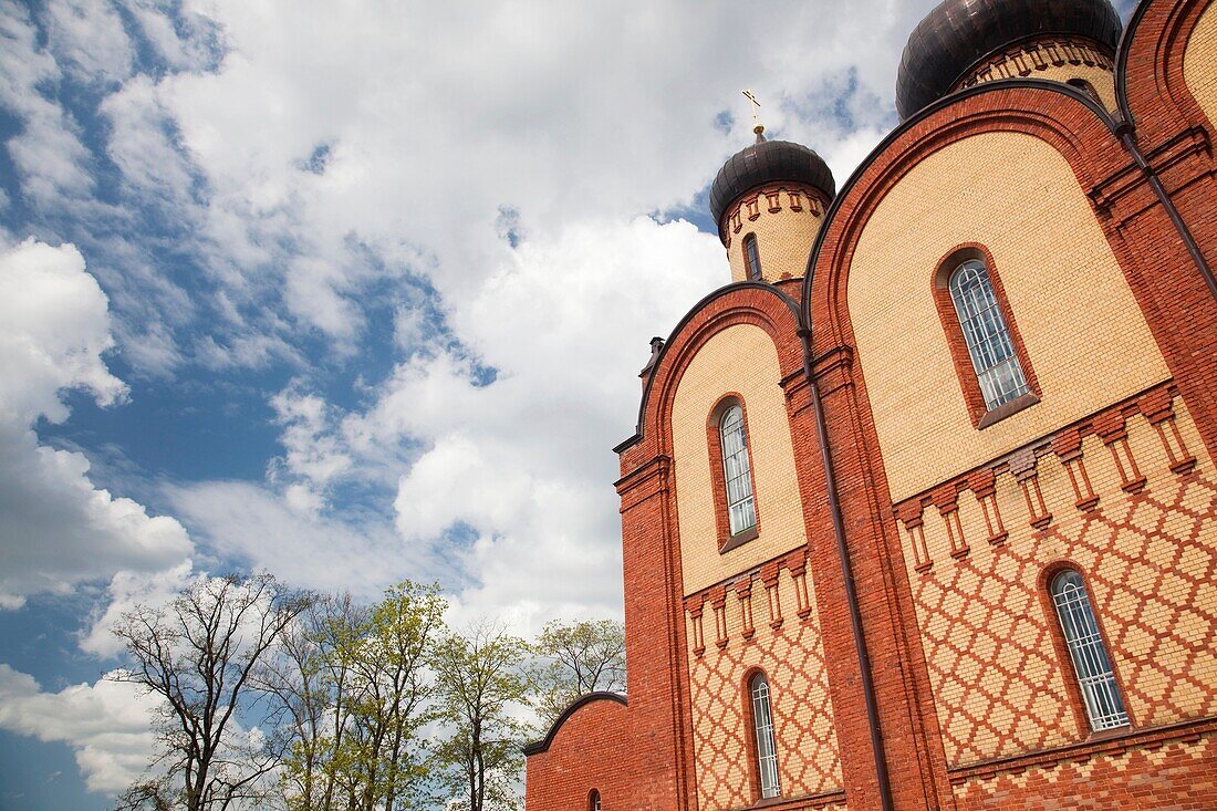 Estonia, Northeastern Estonia, Kuremae, Russian Orthodox Puhtitsa Convent, b 1895, main church