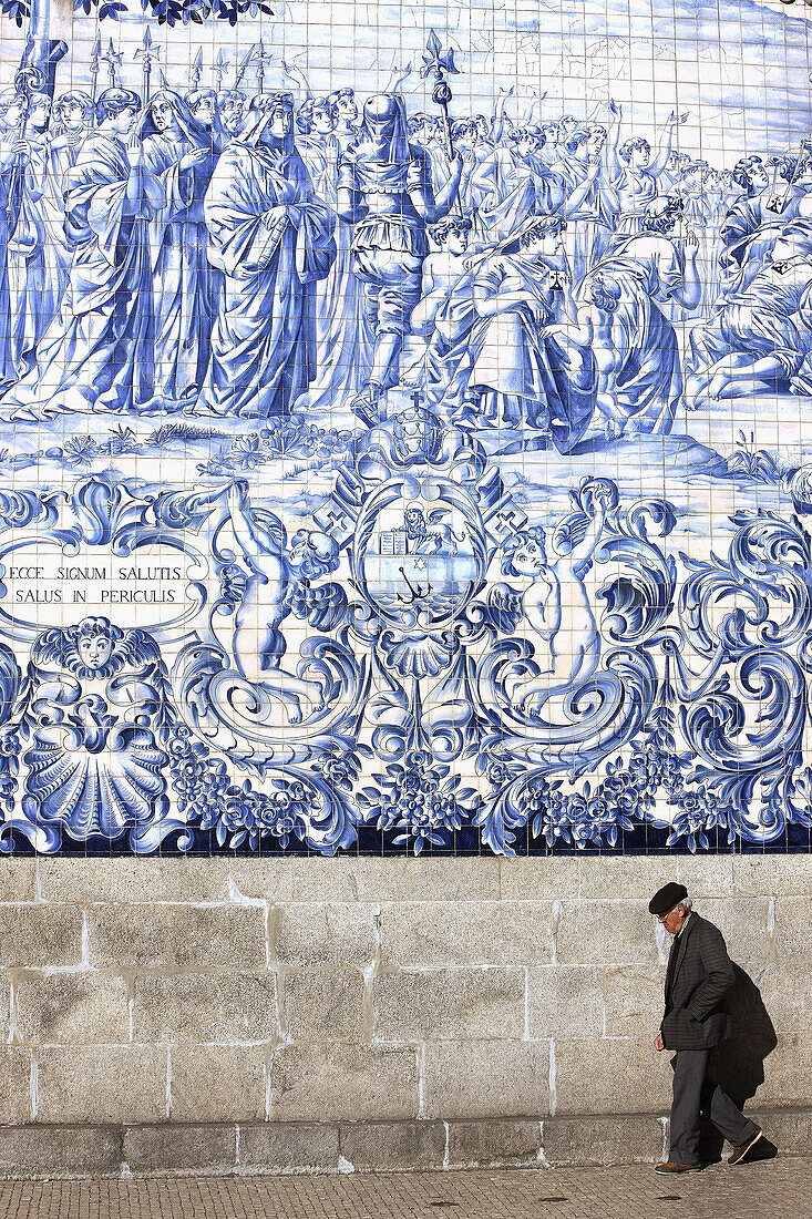 Azulejos mural, Carmo Church, Porto, Portugal