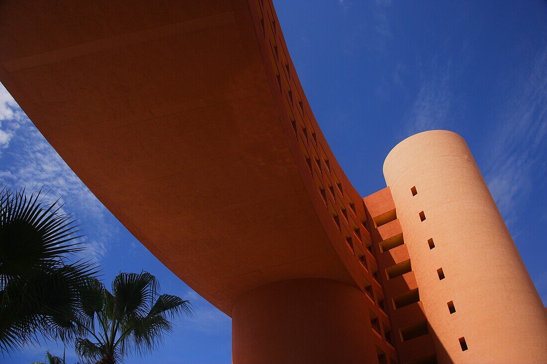 Hotel Westin Regina in Los Cabos, Baja California Sur, Mexico The architect of this building is Javier Sordo Madaleno