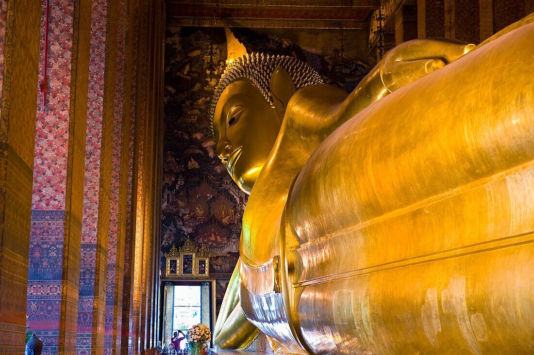 Wat Pho Wat Po, Temple of the Reclining Buddha, Bangkok, Thailand