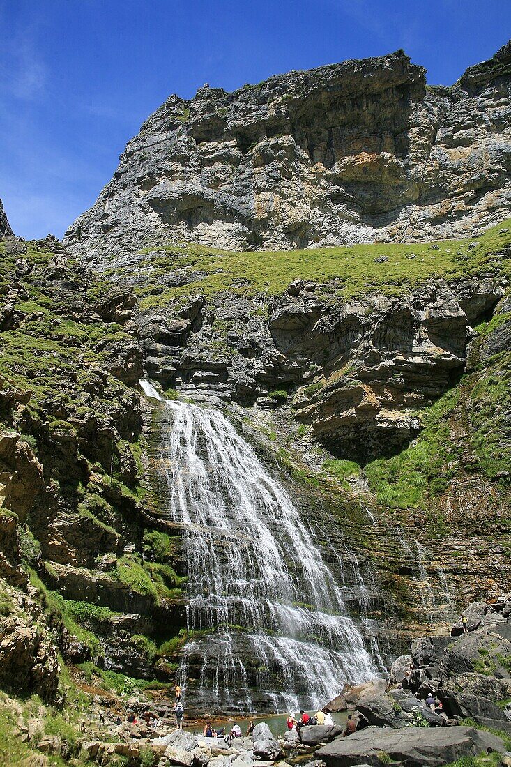 Paisaje de la Cola de Caballo del río Arazas. Pirineos. Parque Nacional de Ordesa y Monte Perdido. Huesca.