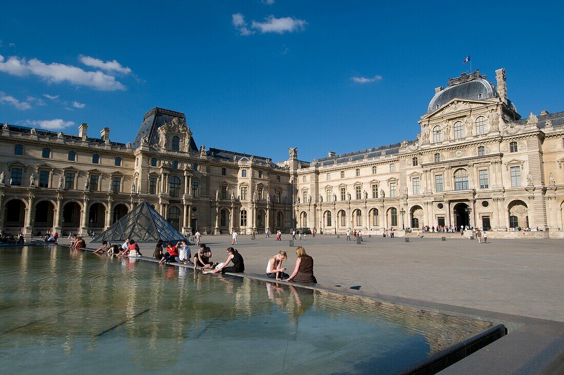 Musee du Louvre, Paris, France