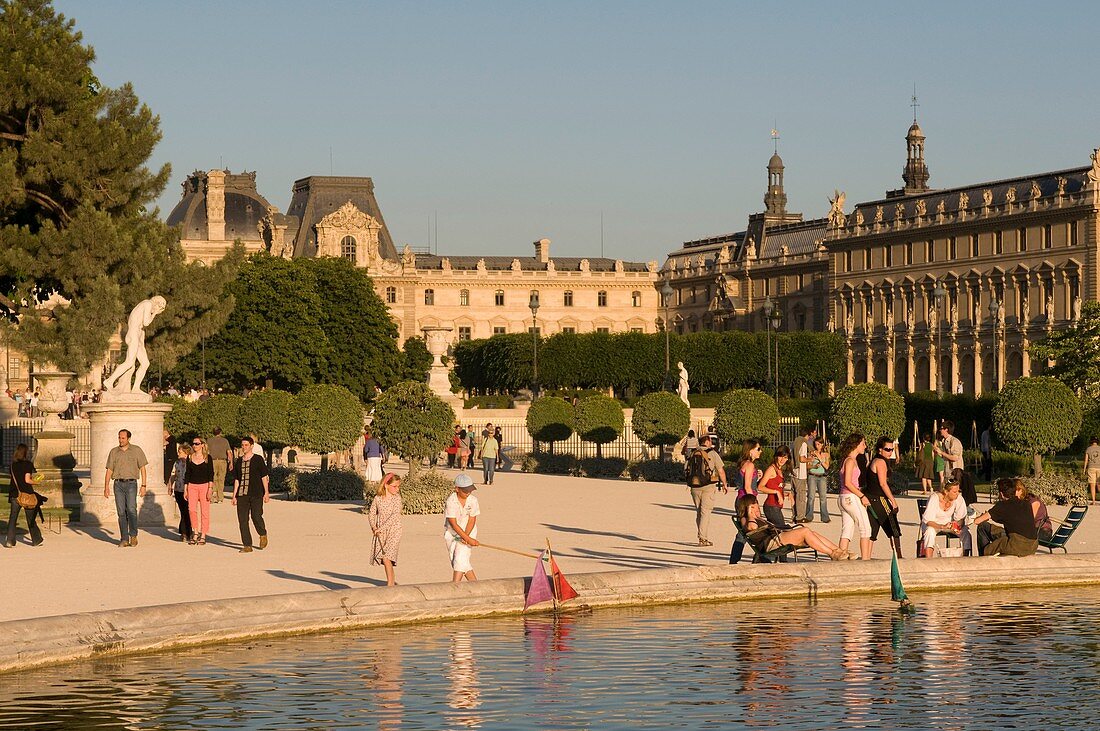 Jardin des Tuileries, Paris, France