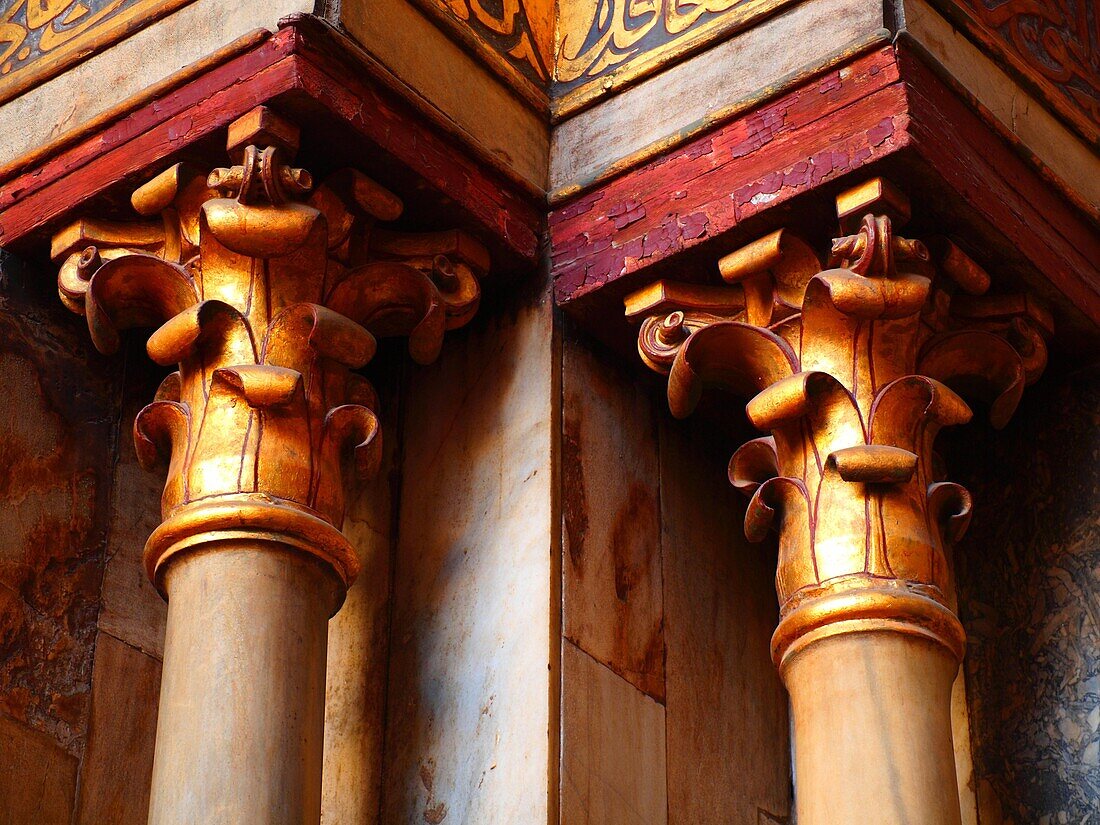 Capiteles, Mezquita Mausoleo Hassan, El Cairo, Egipto
