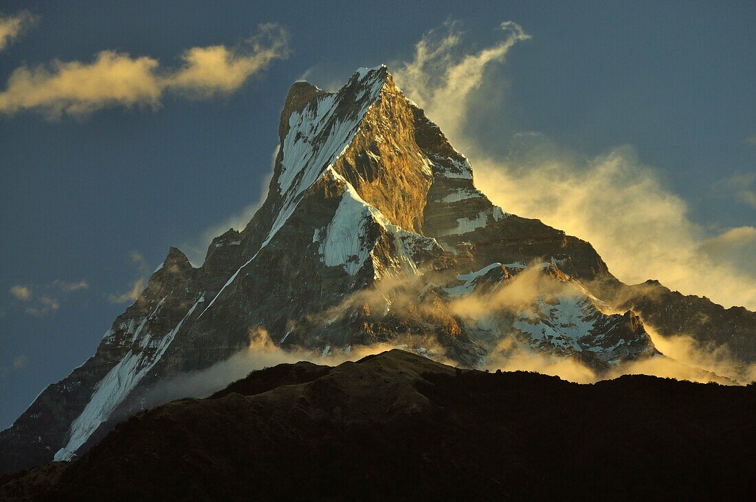 Machhapuchhre 6997 m, Annapurna region Nepal