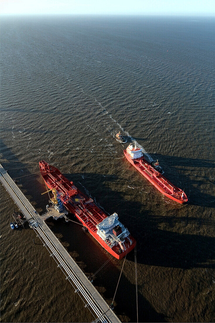 Aerial shot of oil tanker at oil pier, Wilhelmshaven, Lower Saxony, Germany