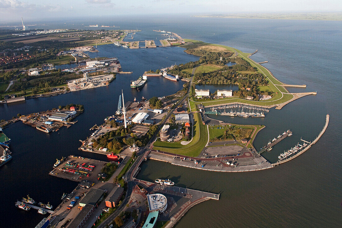 Hafenanlagen von Wilhelmshaven, Niedersachsen, Deutschland