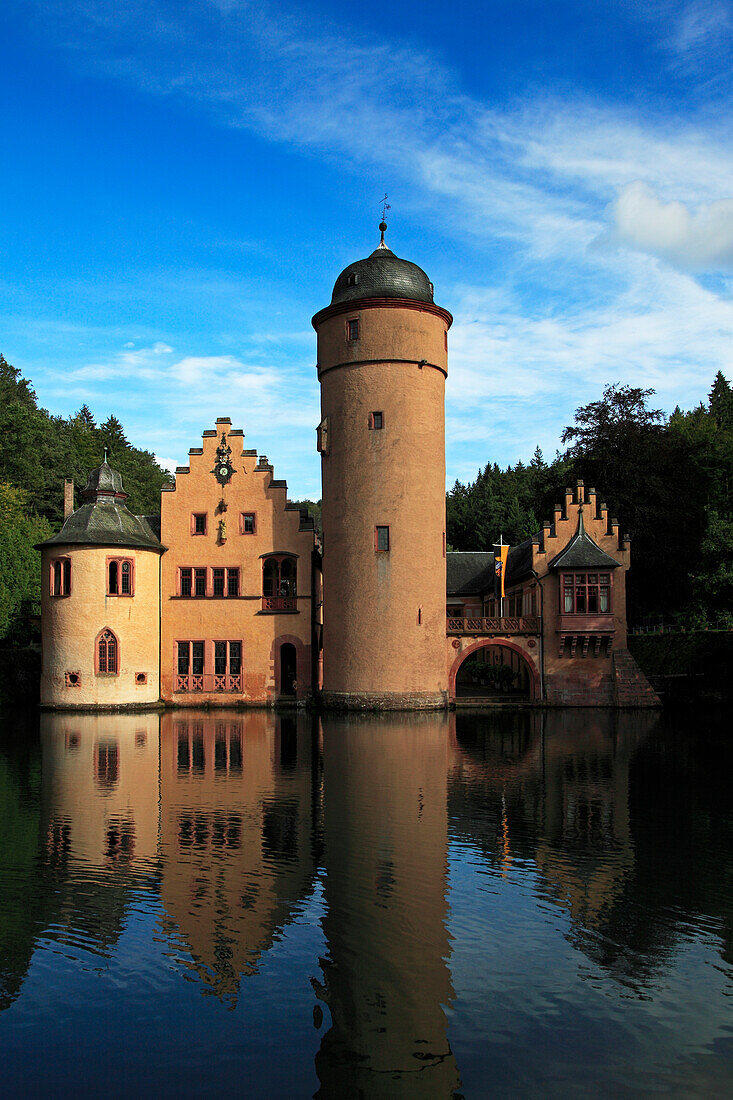 Mespelbrunn castle, Mespelbrunn, Spessart, Bavaria, Germany