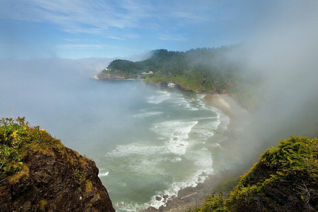 coast, fog, Heceta Head, Landscape, lighthouse, ocean, Oregon, scenic, USA, S19-1190520, AGEFOTOSTOCK