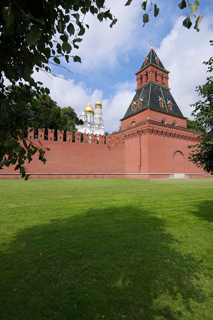 exterior view of the Kremlin in Moscow, are distinguished secrets tower and the cathedral of the annunciation, Russia