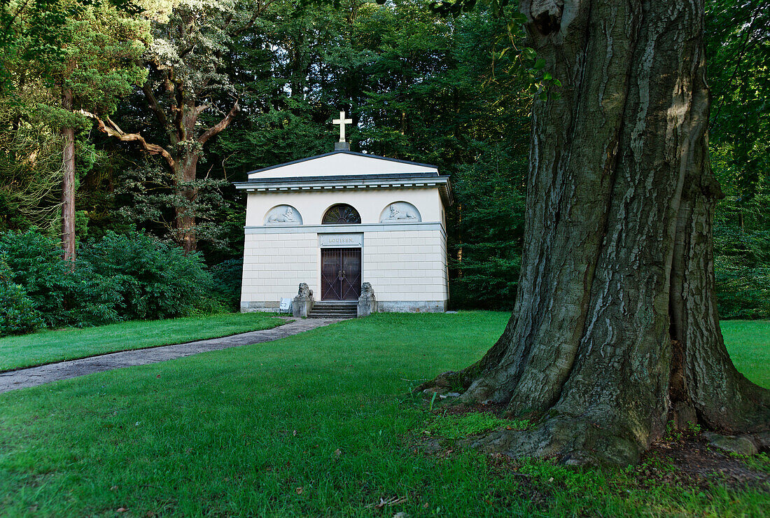 Louisen Mausoleum, Schlosspark Ludwigslust, Mecklenburg-Vorpommern, Deutschland