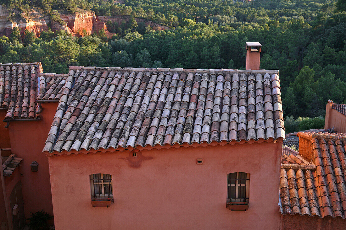 Typical House And Ochre Quarry Of Roussillon, Classed Amongst The Most Beautiful Villages De France, Vaucluse (84), France
