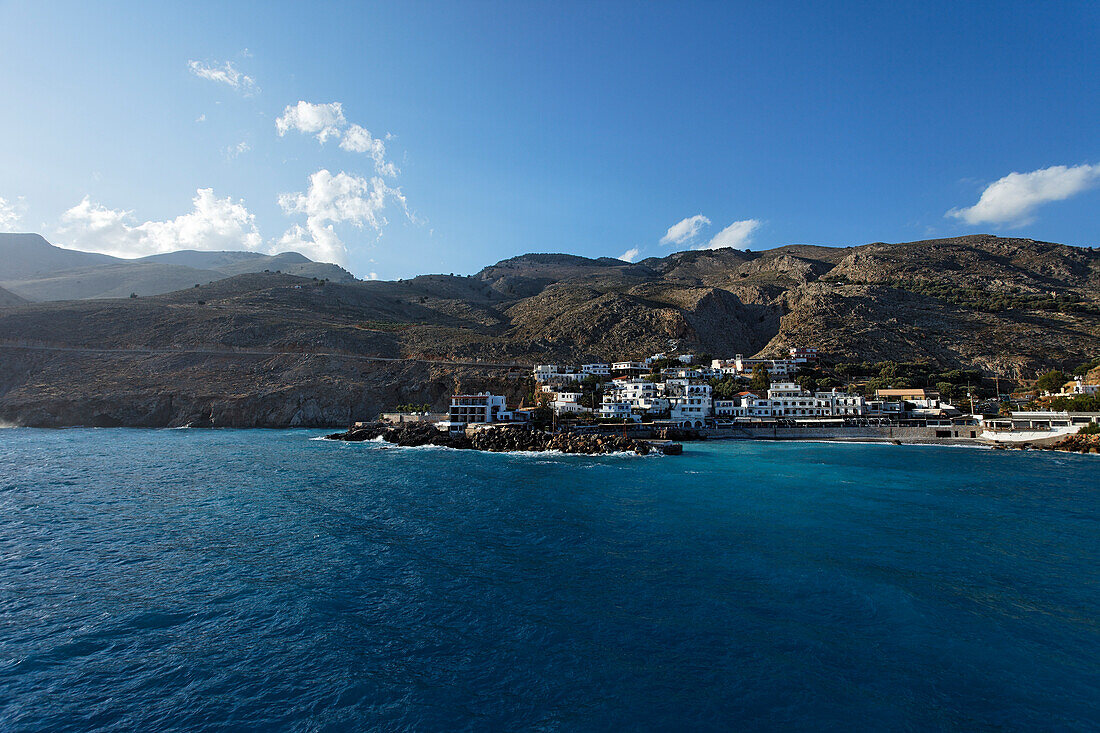 Blick auf Chora Sfakion, Präfektur Chania, Kreta, Griechenland