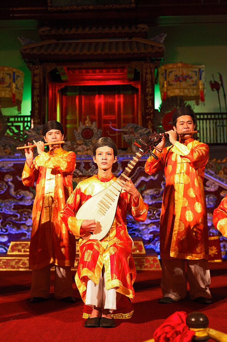 Musicians, theater play, Imperial Theater, Citadel, Imperial City, Hue, Trung Bo, Vietnam