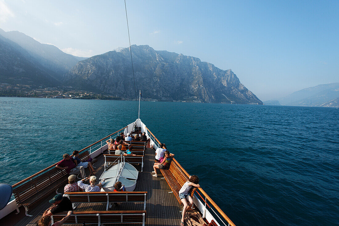 Schaufelraddampfer, Gardasee Italien