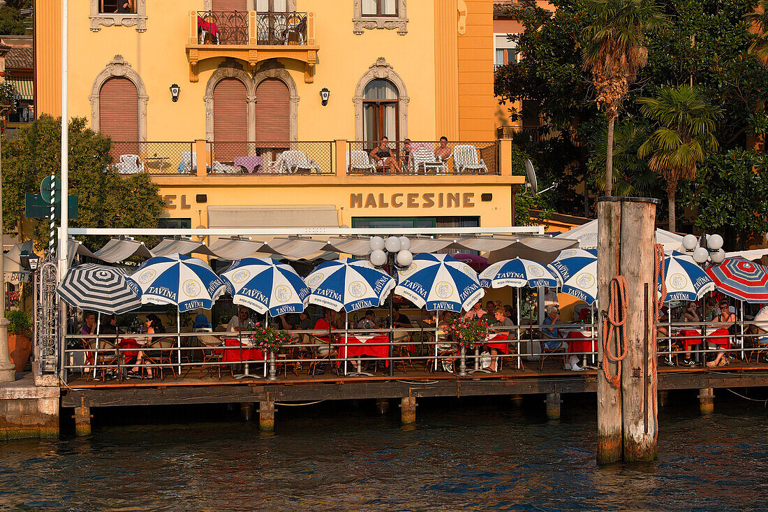 Restaurant, Malcesine, Gardasee, Venetien, Italien