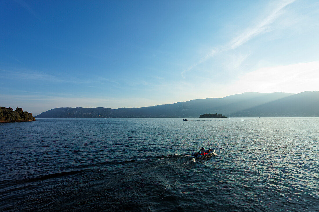 Schlauchboot, Lago Maggiore, Piemont, Italien