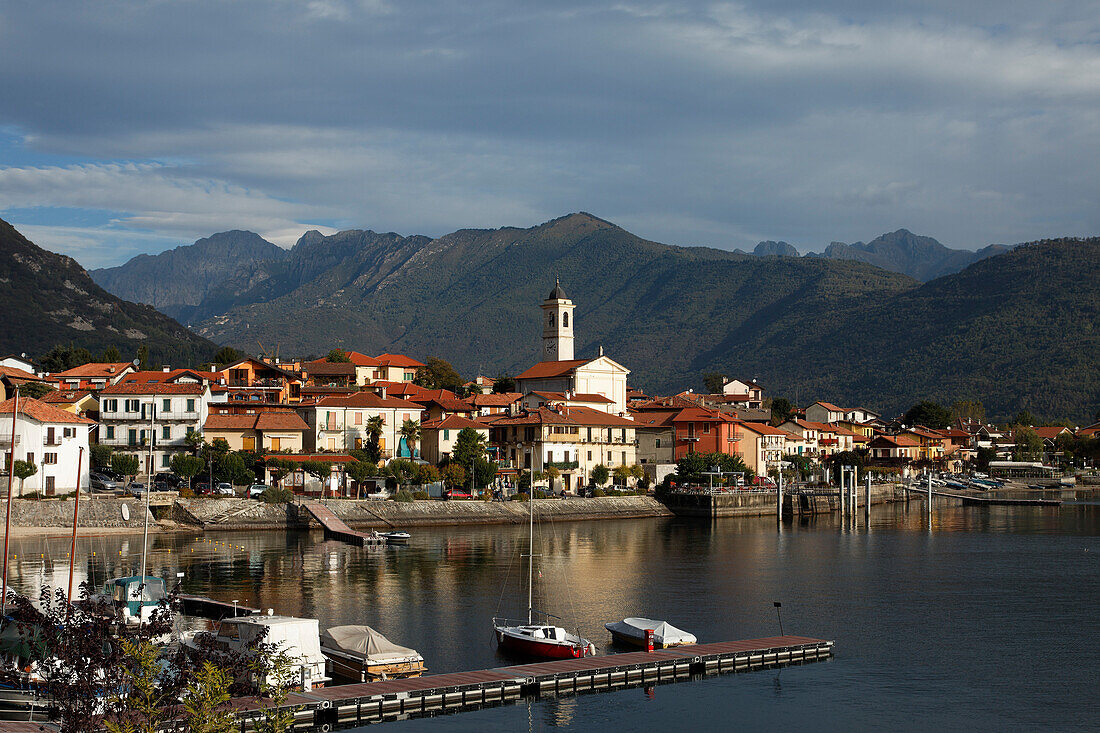 Pier, view over Feriolo, Lago Maggiore, Piedmont, Italy