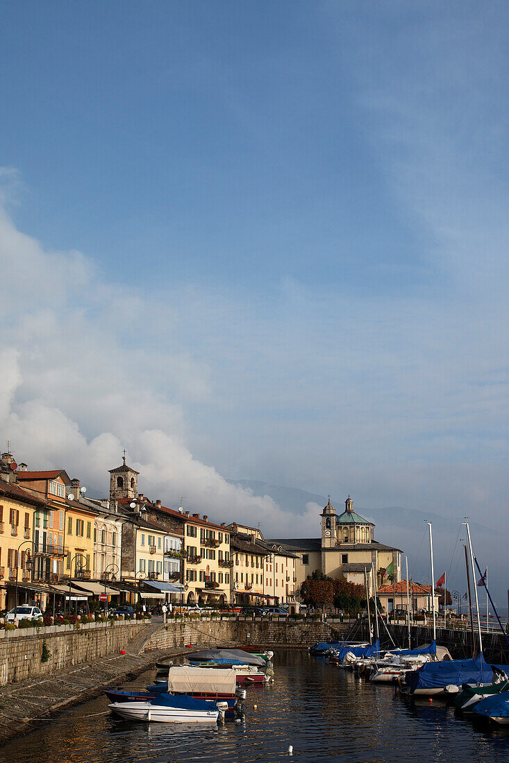 Pier, Cannobio, Lago Maggiore, Piedmont, Italy