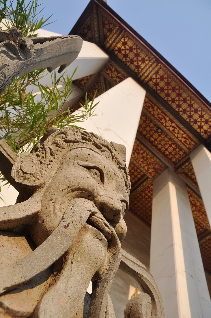 Bangkok (Thailand): a Buddhist statue at the Wat Pho