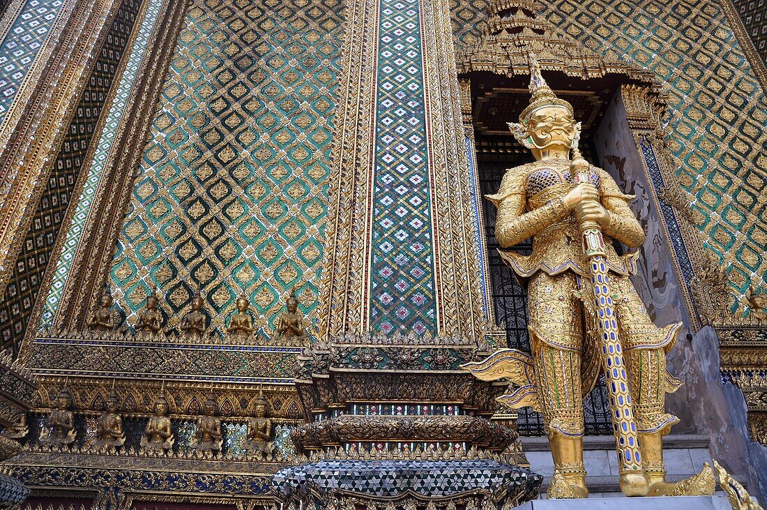 Bangkok (Thailand): a Garuda’s statue at the Wat Phra Kaew