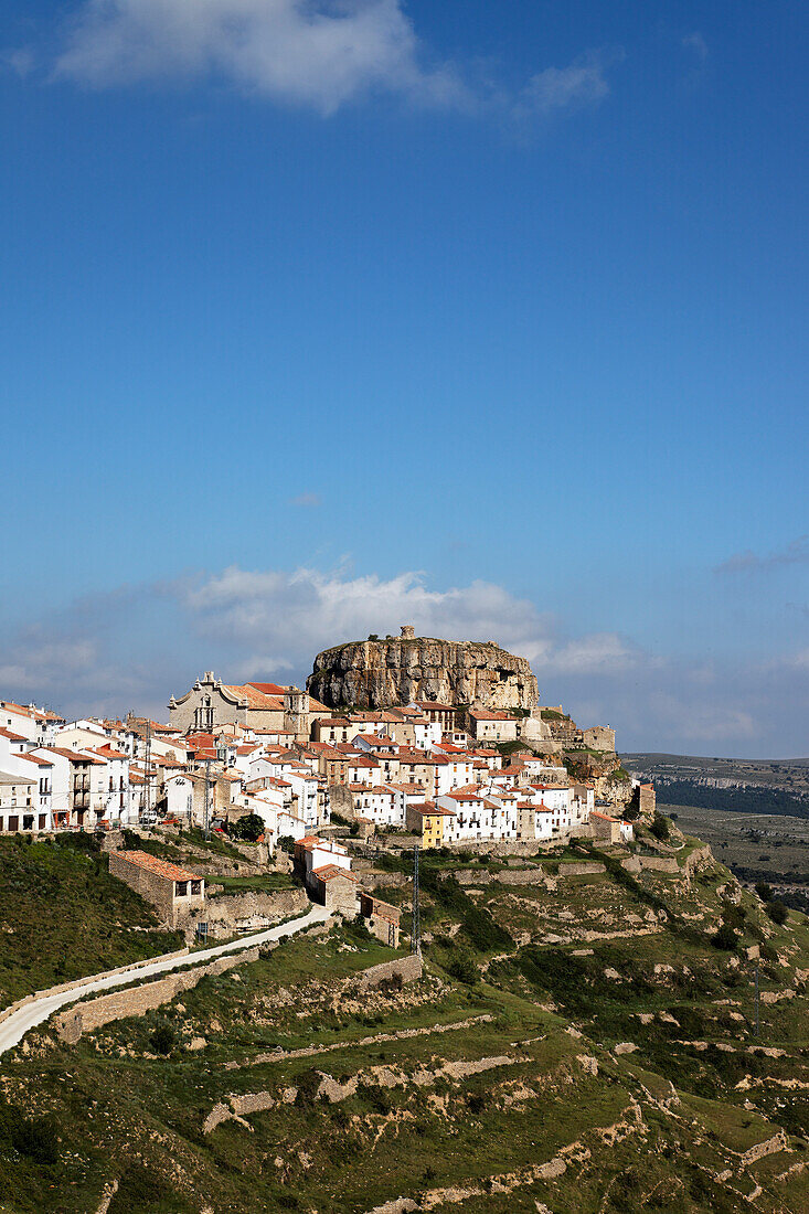 Dorfansicht mit Kastell, Ares del Maestre, Costa del Azahar, Provinz Castello, Spanien