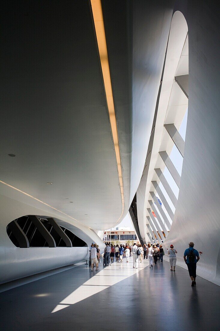 ExpoZaragoza 2008 and the Bridge Pavilion of Zaha Hadid arquitect