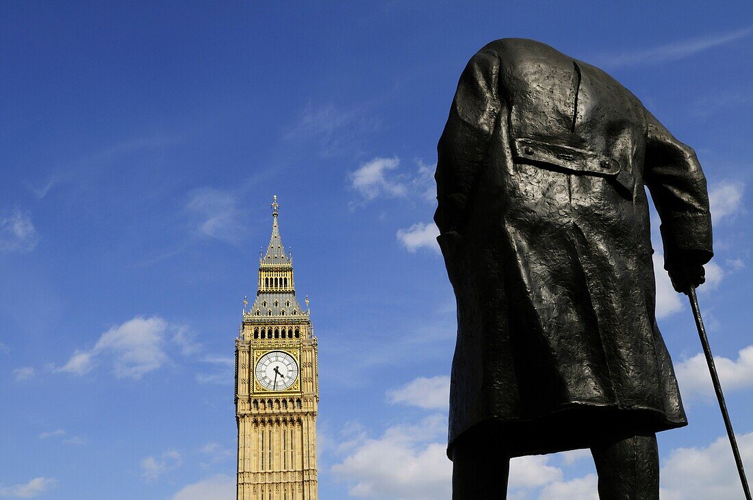 Statue of Sir Winston Churchill and Big Ben, Parliament Square, Westminster, London, England, UK