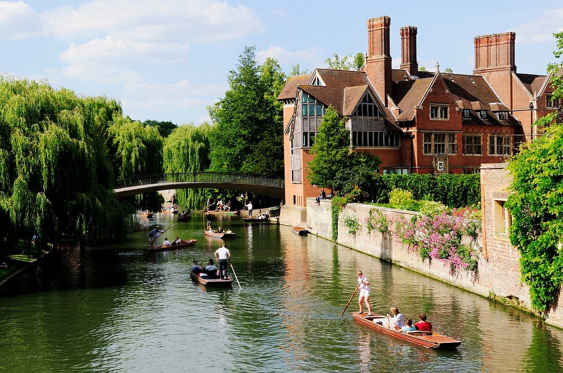 Punting on The River Cam by the Jerwood Library at Trinity Hall College, Cambridge, England, UK