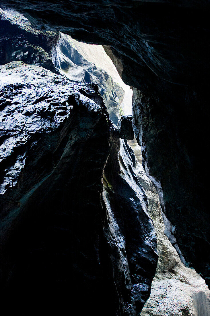 Partnachklamm von unten, Fels, Garmisch-Partenkirchen, Werdenfelser Land, Oberbayern, Bayern, Deutschland