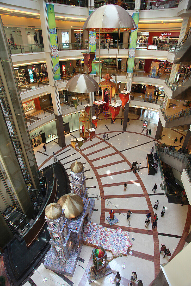 Interior Pacific Place shopping mall, Jakarata, Jakarta, Indonesia, Asia