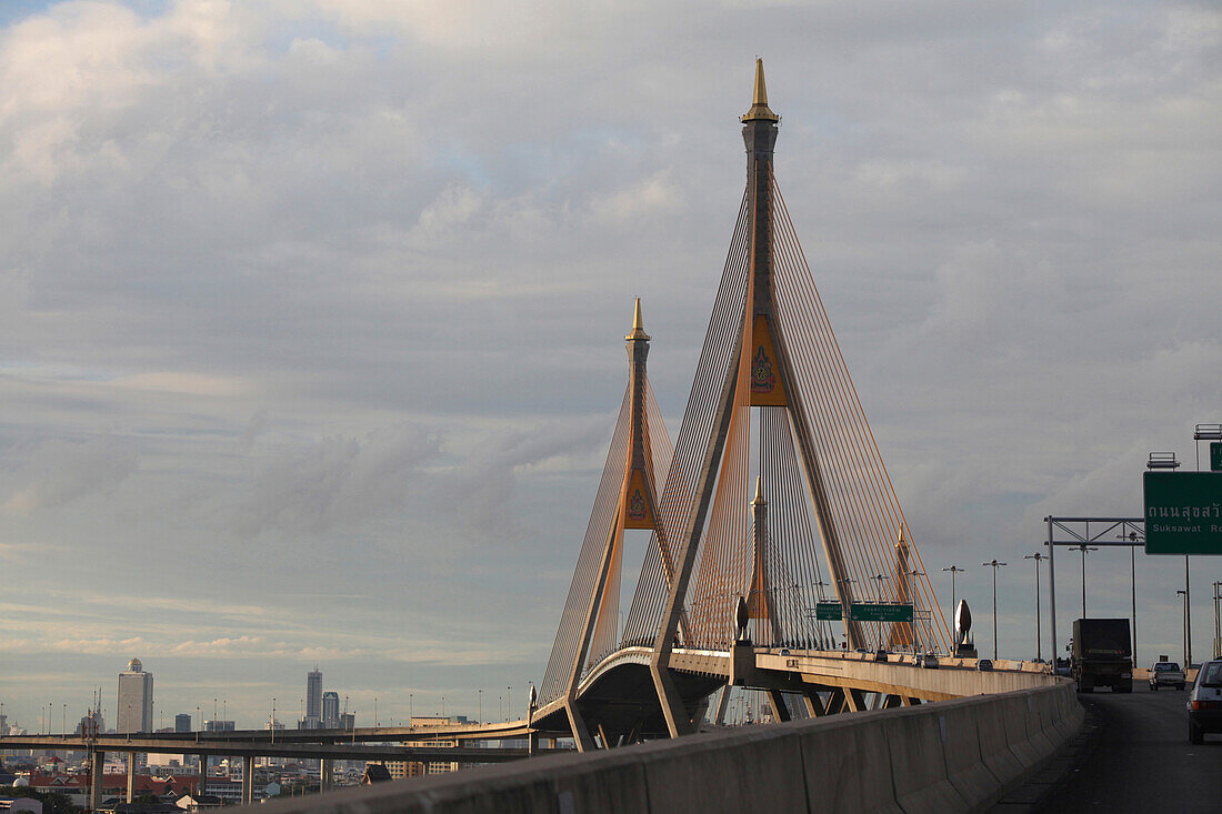 Rama VIII bridge, Bangkok, Thailand, Asia