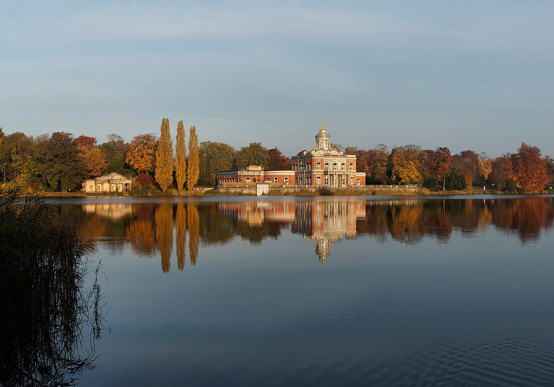 Heiliger See lake, Kuechenhaus, Mamorpalais in the New Garden, Potsdam, Land Brandenburg, Germany