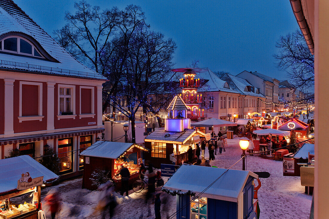 Christmas Fair in the evening, Brandenburg Street, Potsdam, Brandenburg, Germany