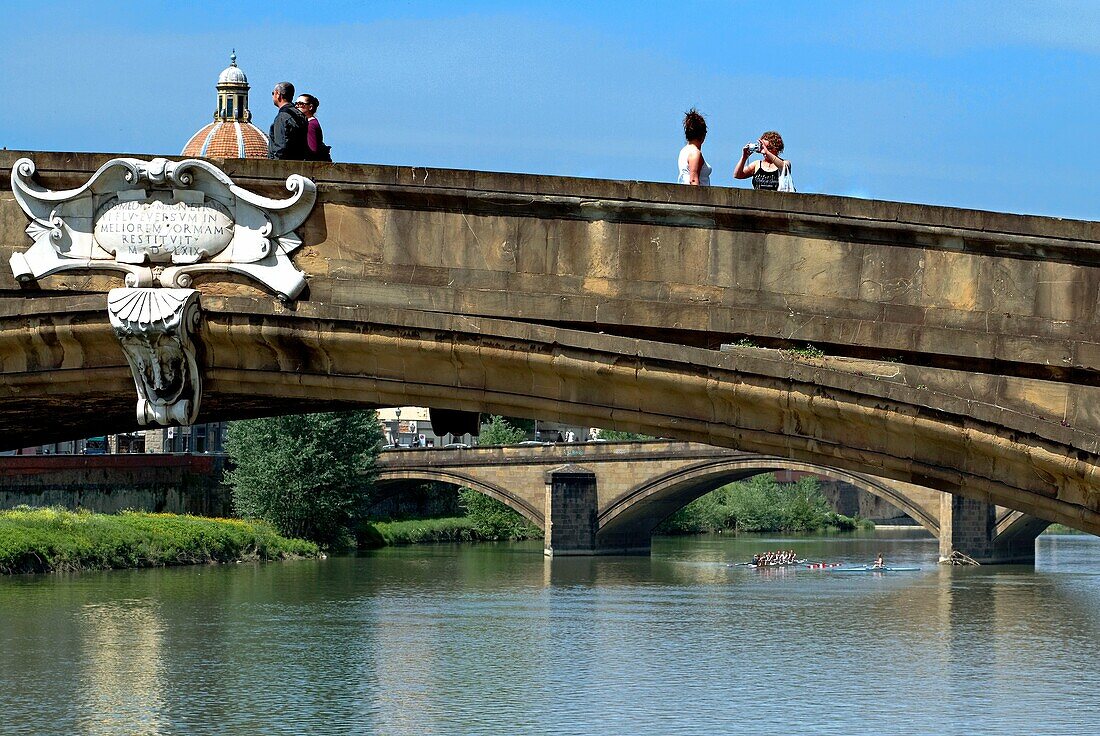 Ponte Santa Trinita, Arno river, Florence Firenze, UNESCO World Heritage Site, Tuscany, Italy, Europe