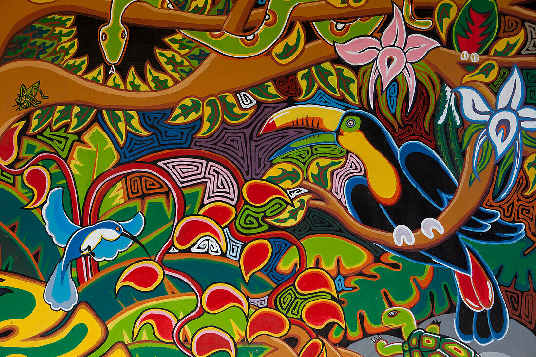 Colorful mural depicting Costa Rican wildlife outside souvenir shop, Cebadilla, Puntarenas, Costa Rica, Central America, America