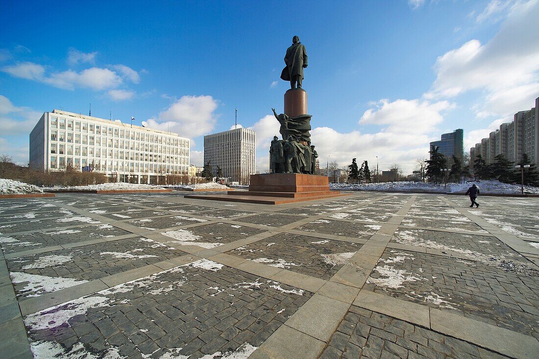 Monument to Lenin, Kaluzhskaya Square, Old October square, Moscow, Russia